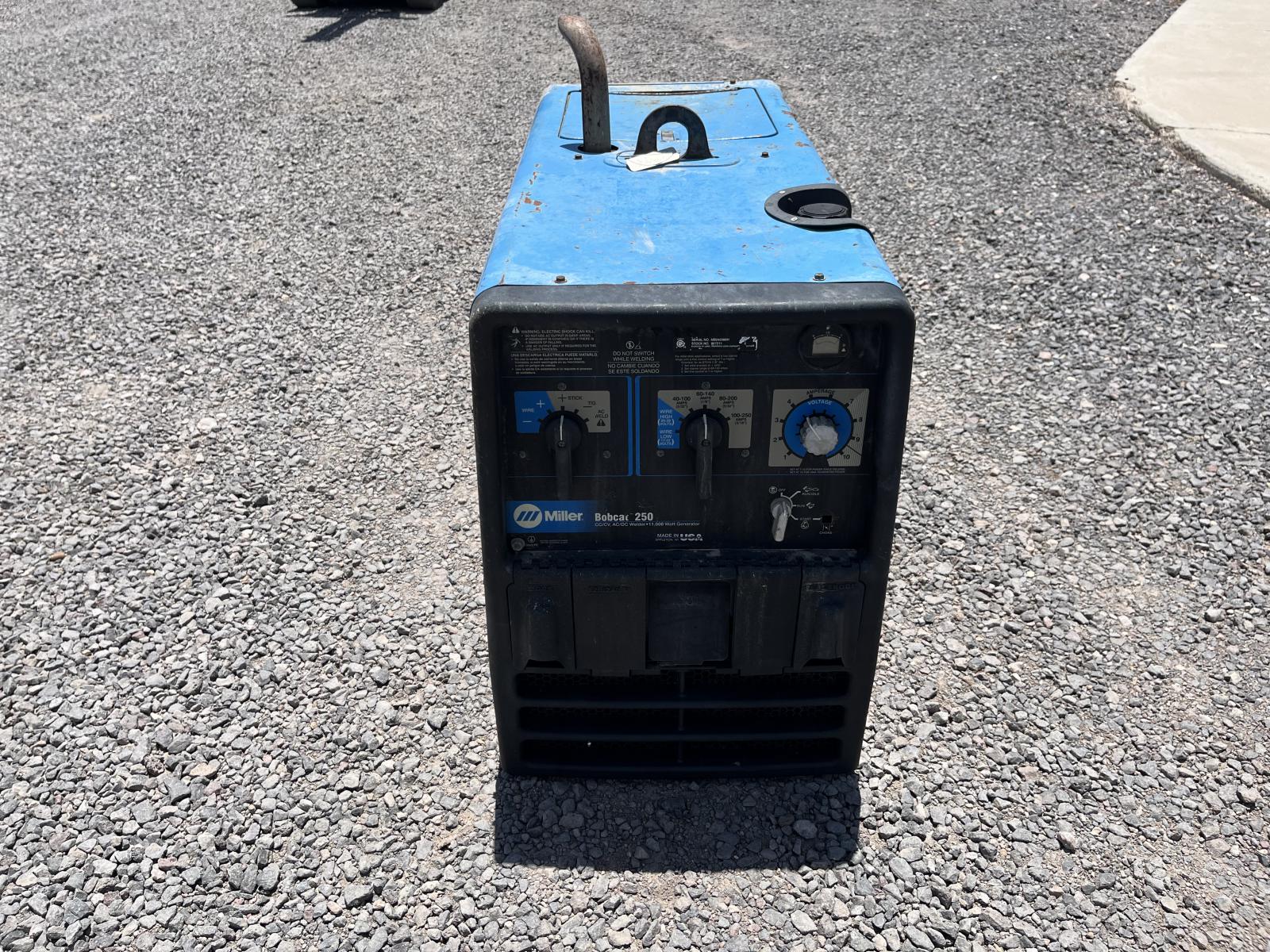 ./imagenes/INVOICE/2019/18161/MILLER BOBCAT 250 (10).JPG